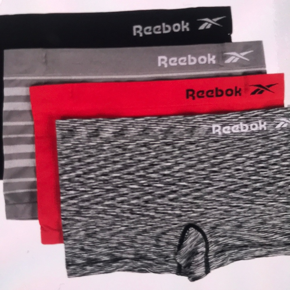 Reebok Womens 4 pack seamless boyshorts 🌟NEW Medium Last 1 color/design